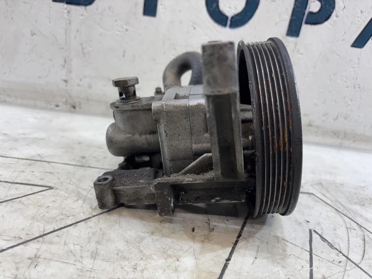 Насос гидроусилителя руля 048145155F 