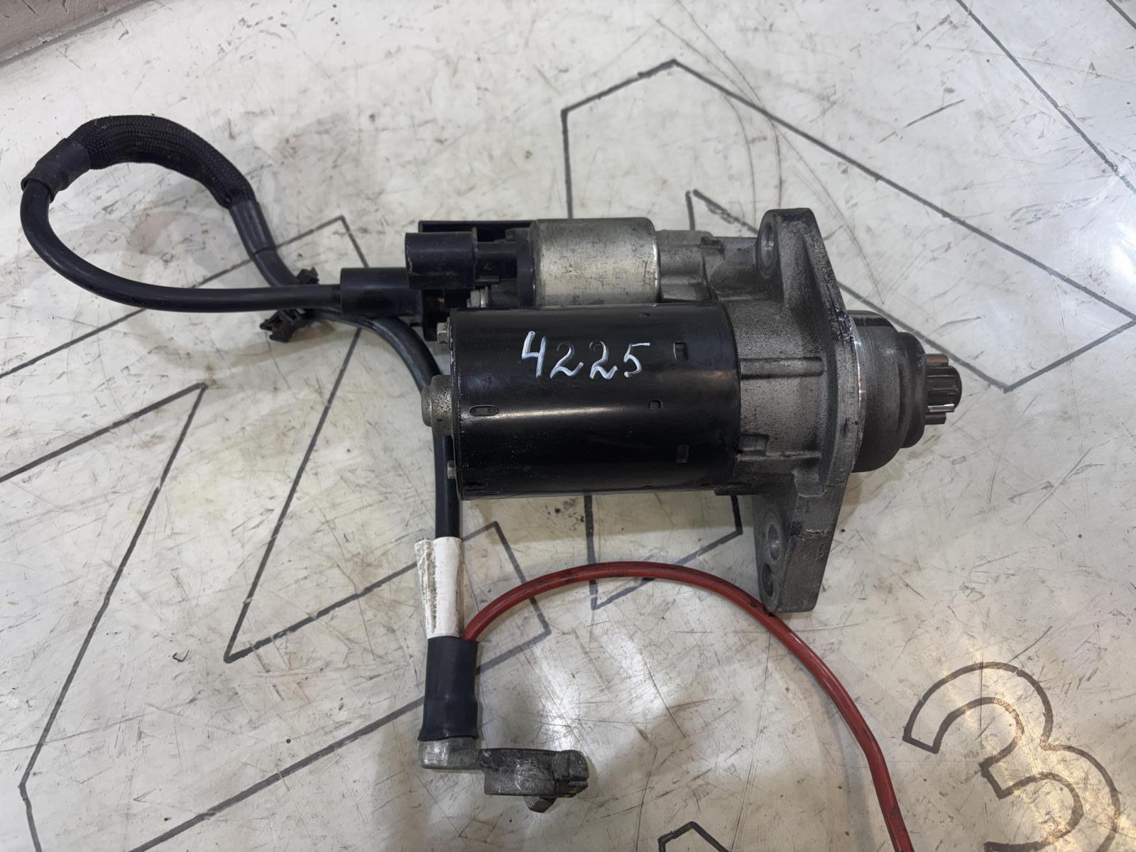 Стартер 02Z911023E 