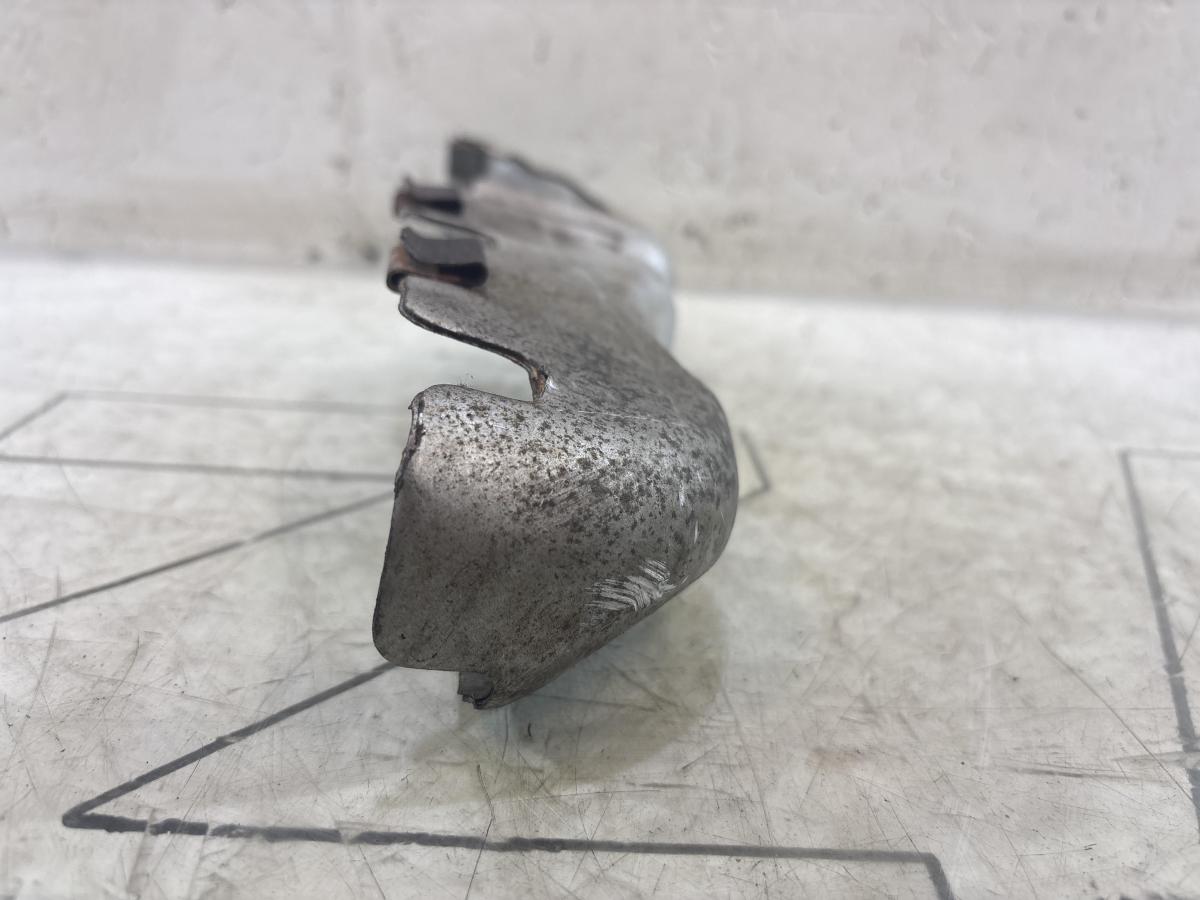 Теплоуловительный щиток 03C253041BH Skoda Octavia II рест