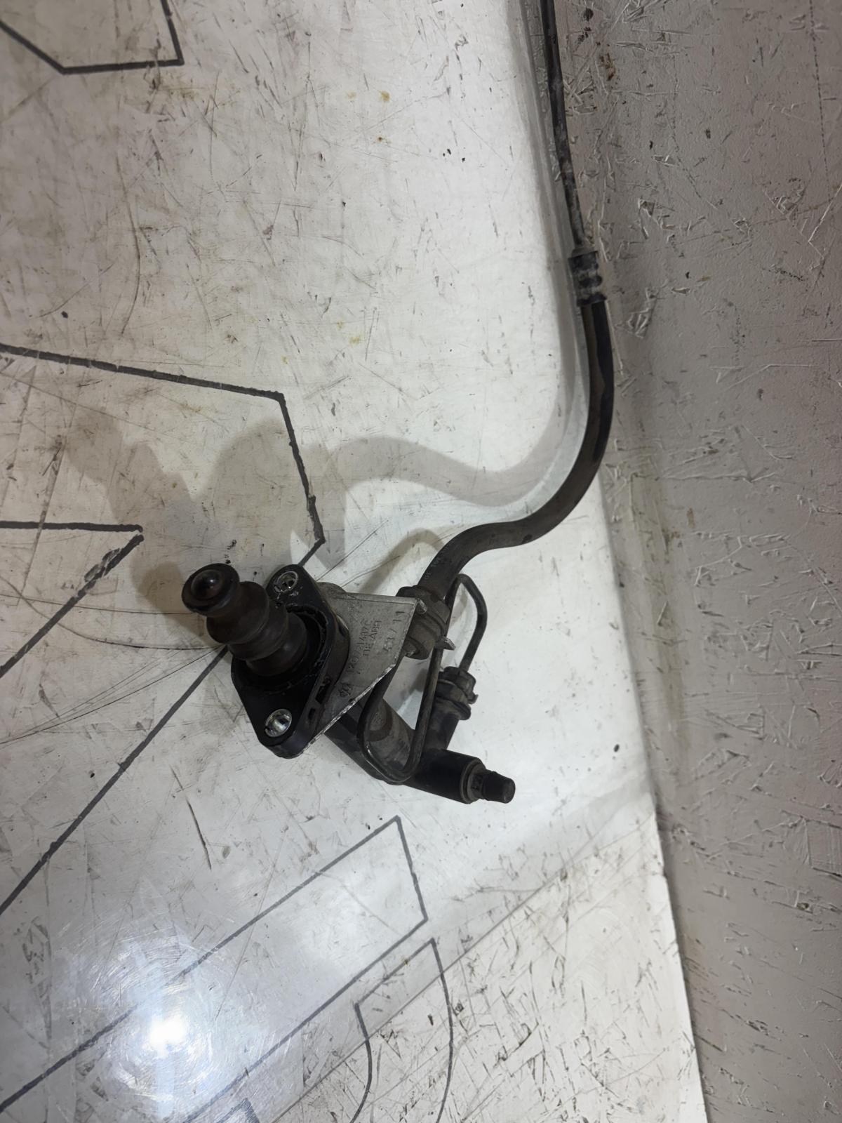 Цилиндр сцепления рабочий 5Q0721261 