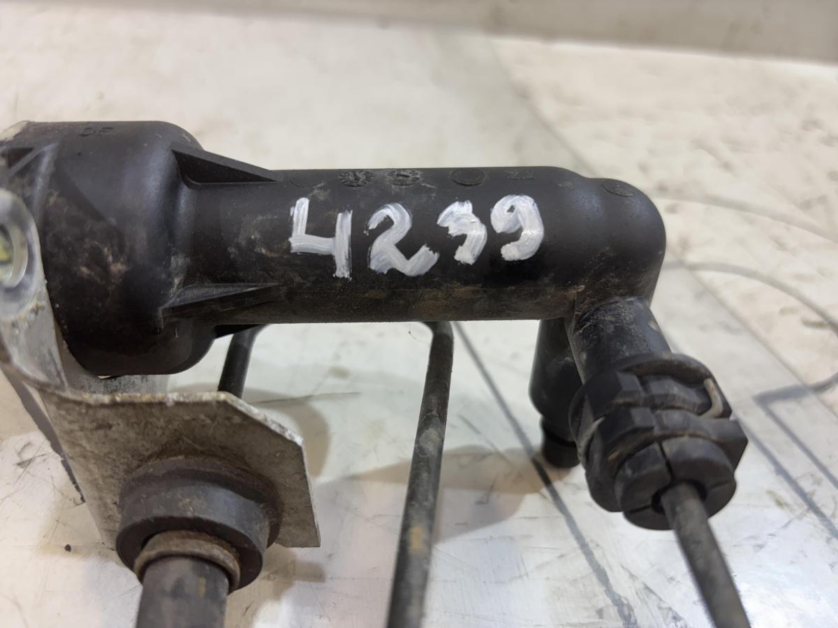 Цилиндр сцепления рабочий 5Q0721261 