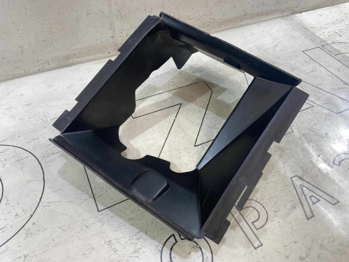 Воздуховод интеркулера 7L6117335A Volkswagen Touareg I