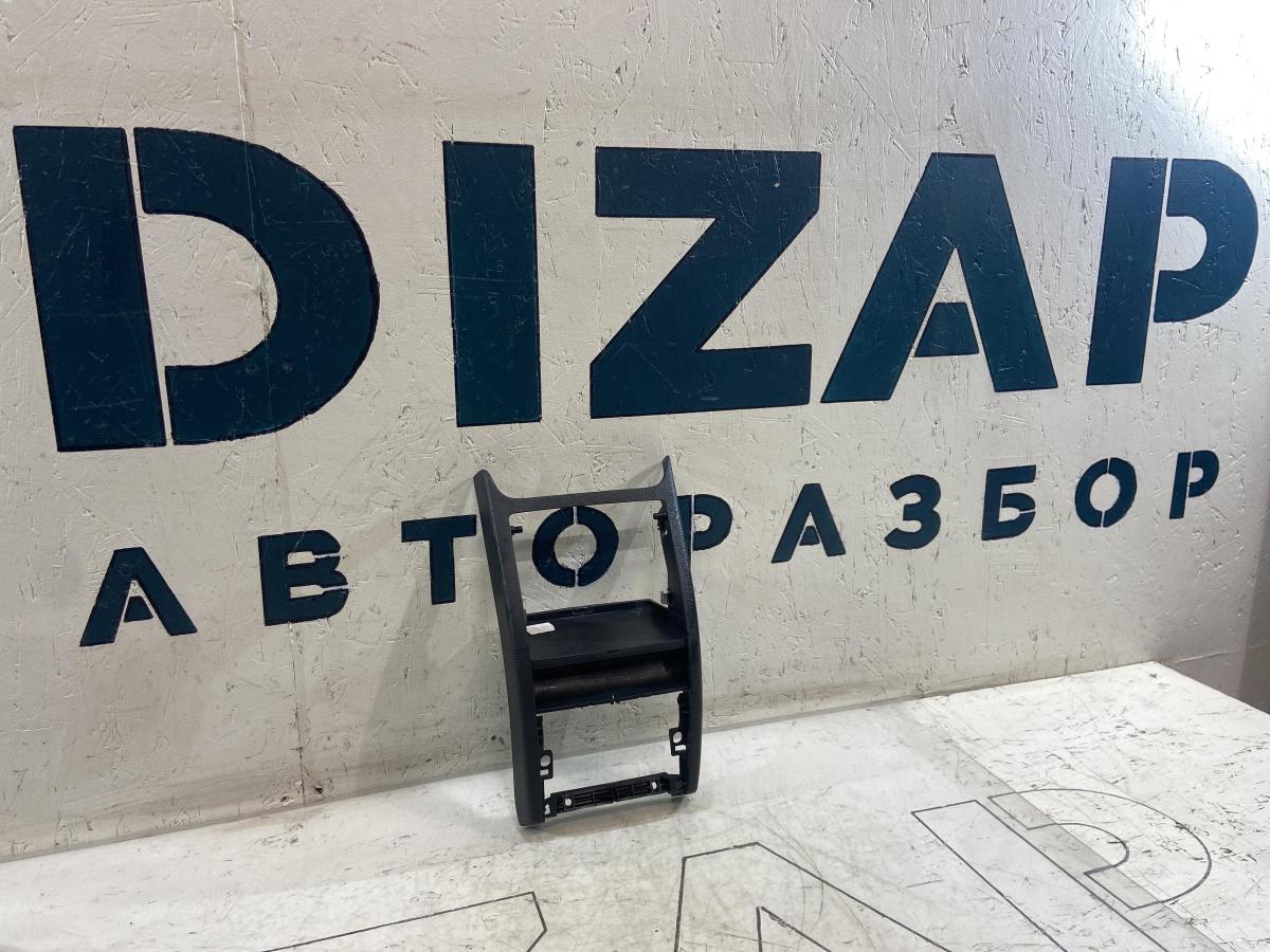 Накладка центральной консоли 1Z0857289A Skoda Octavia RS II