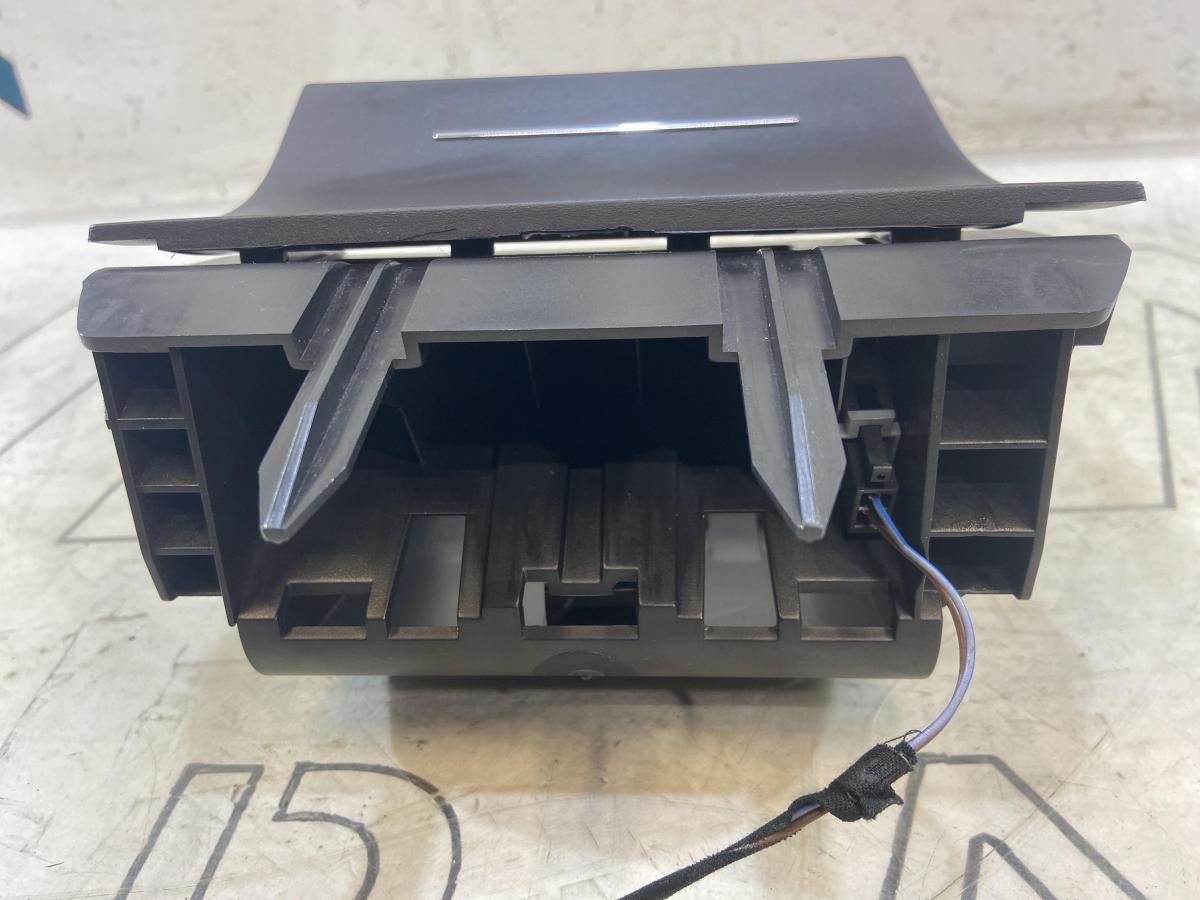 Пепельница передняя 1Z2863077A Skoda Octavia RS II