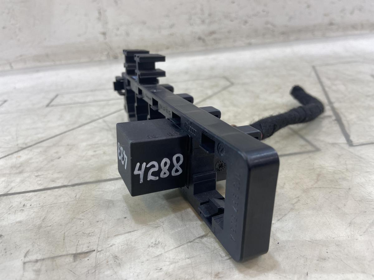 Реле 3D0951253A Skoda Octavia RS II