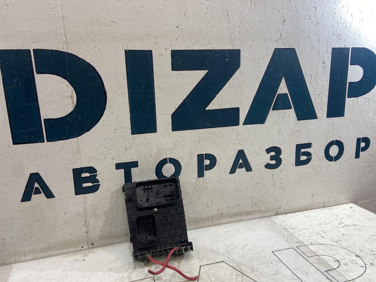 Блок предохранителей 1K0937124K Skoda Octavia RS II