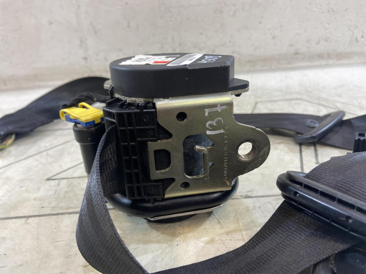 Ремень безопасности передний левый 1Z0857701A Skoda Octavia RS II