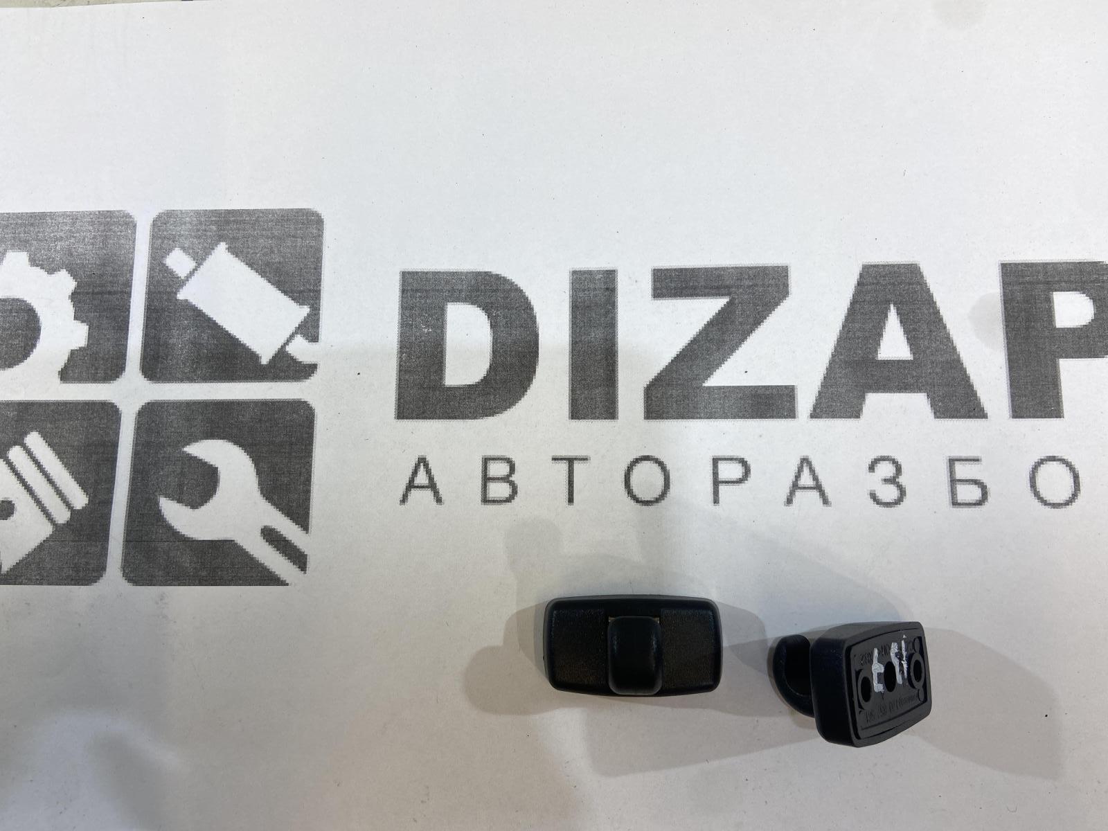 Крючок солнцезащитного козырька 1Z0857561 Skoda Octavia RS II