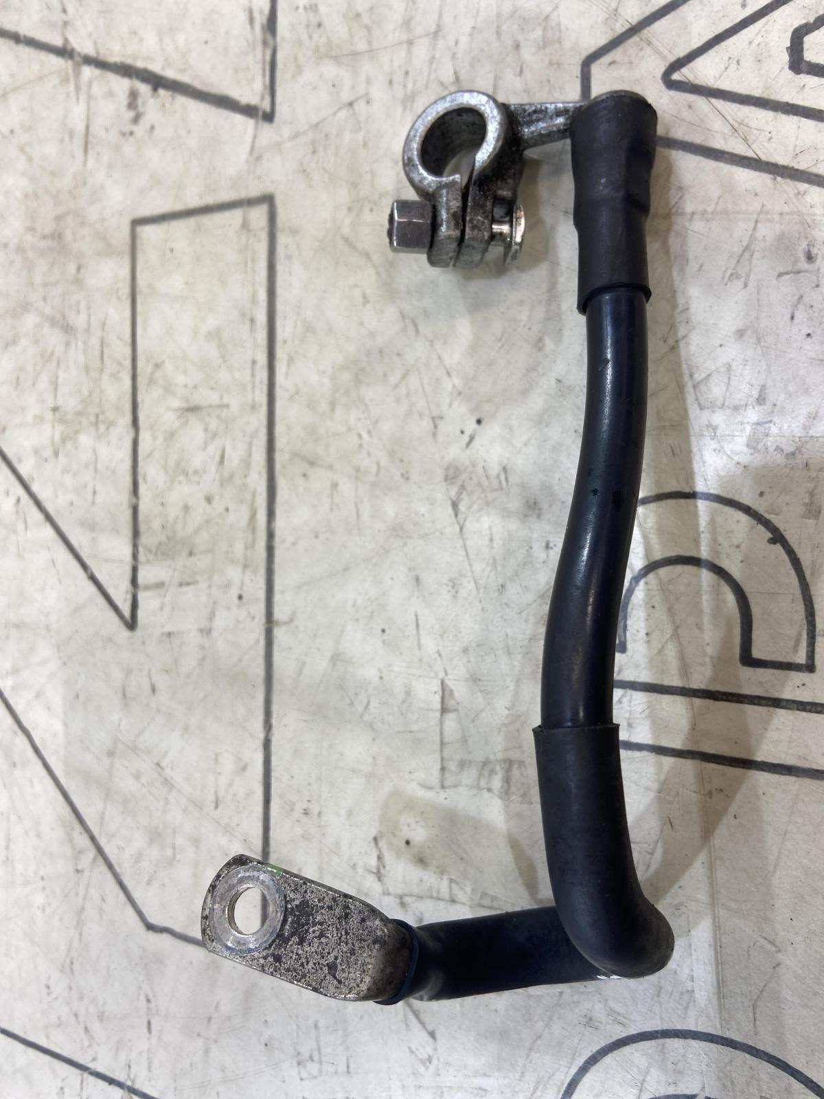 Клемма аккумулятора минус 1T0971235 Skoda Octavia RS II