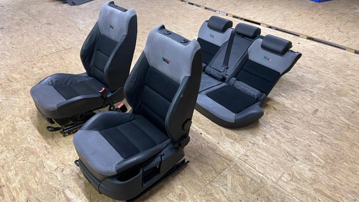 Сиденья 1Z0885041DL Skoda Octavia RS2 A5