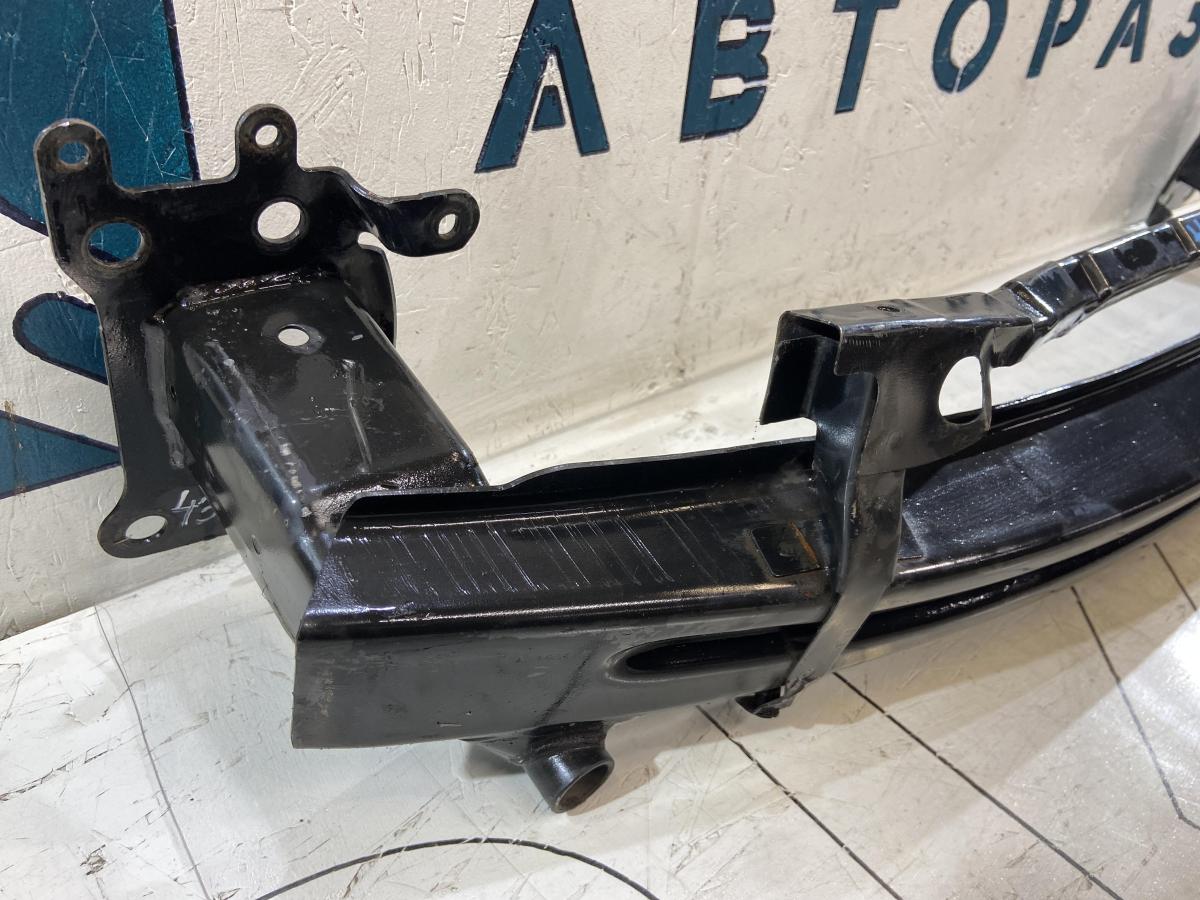 Усилитель переднего бампера 1Z0807111 Skoda Octavia II рест