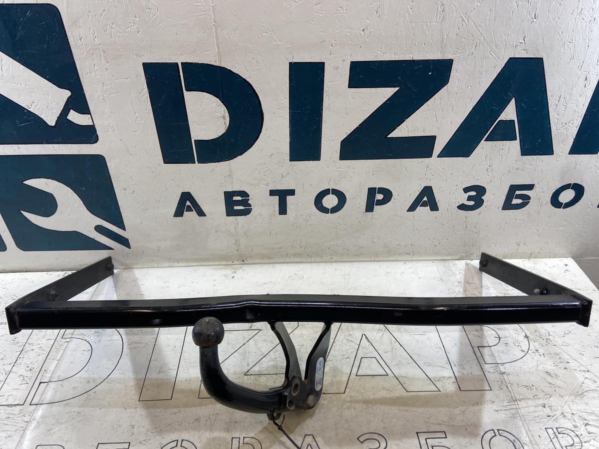 Фаркоп штатный 1Z0092155 Skoda Octavia II рест