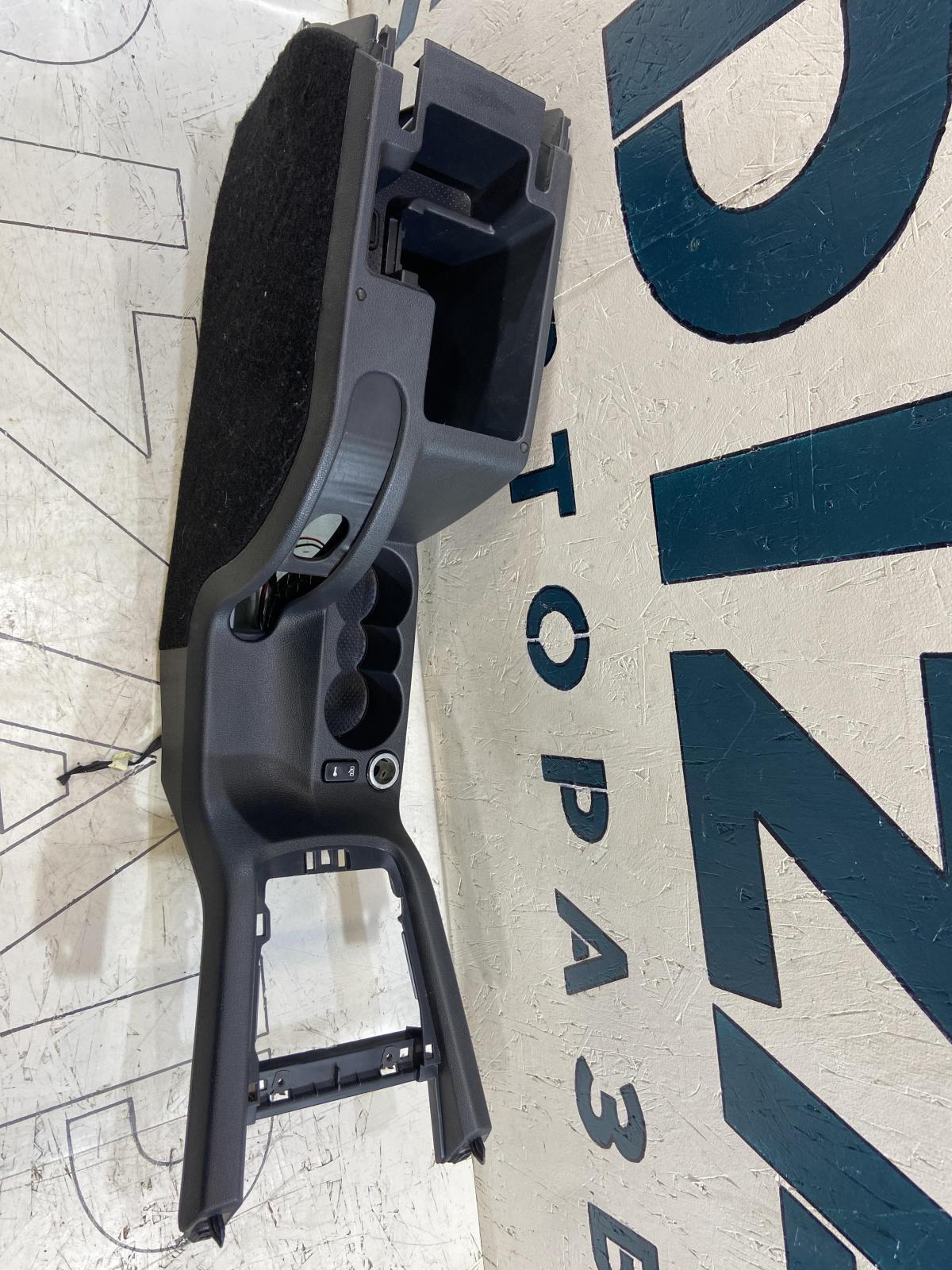 Консоль салона (кулисная часть) 1Z2863241A Skoda Octavia RS II