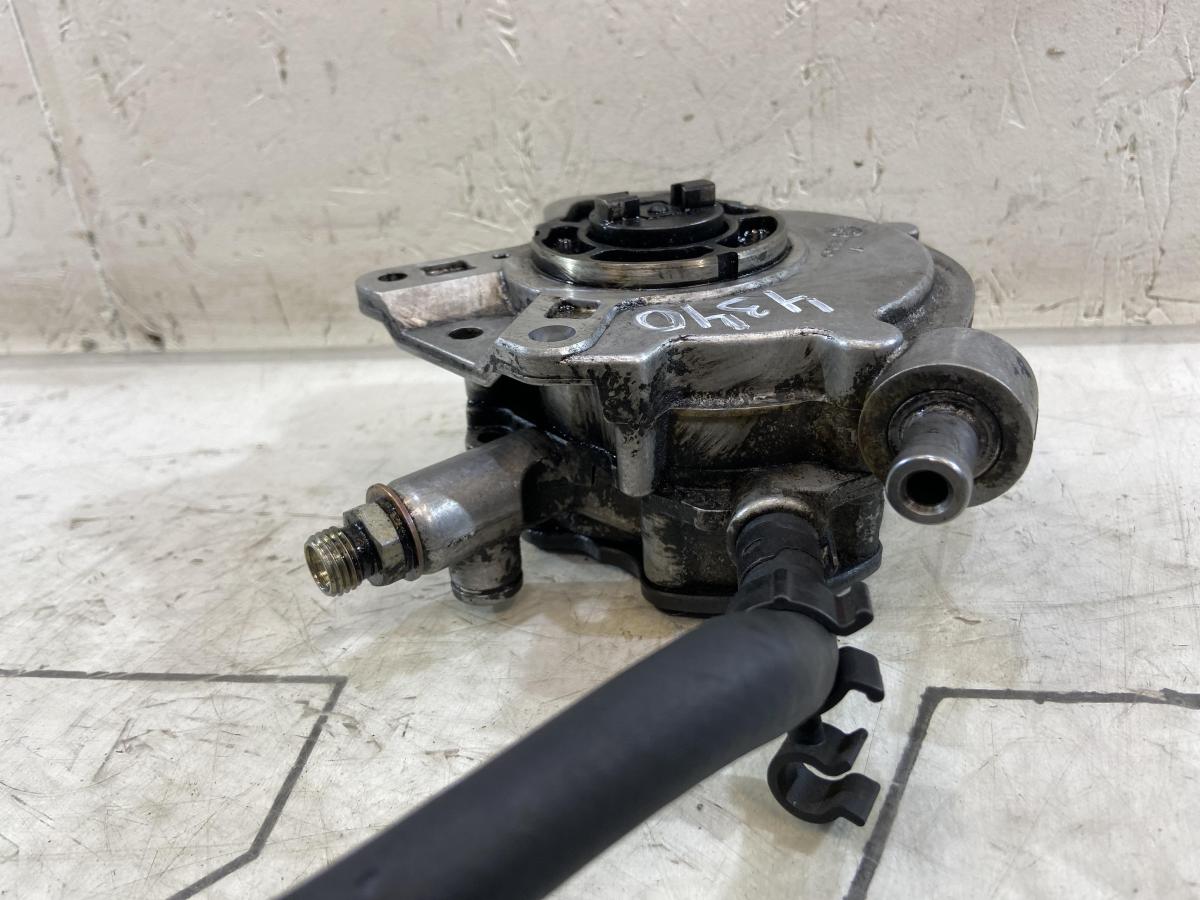 Топливный и вакуумный насос 070145209F