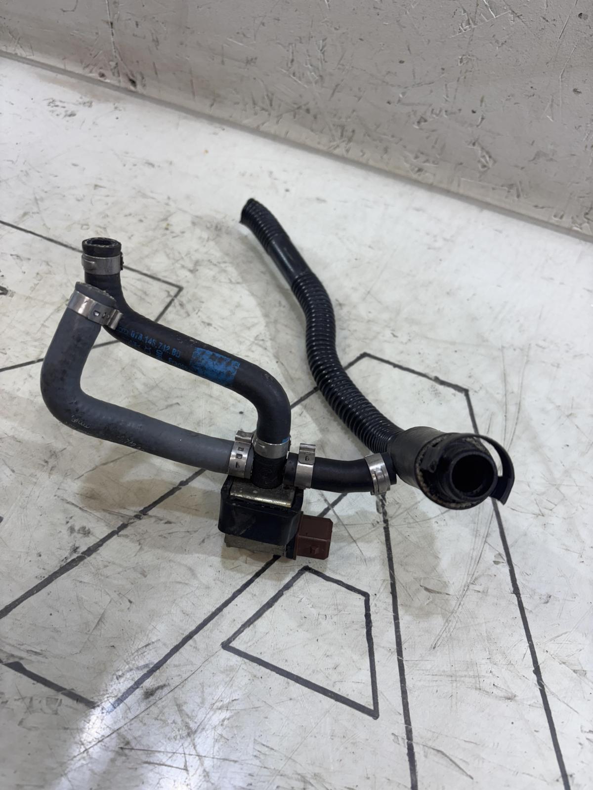 Электромагнитный клапан 078906283B 