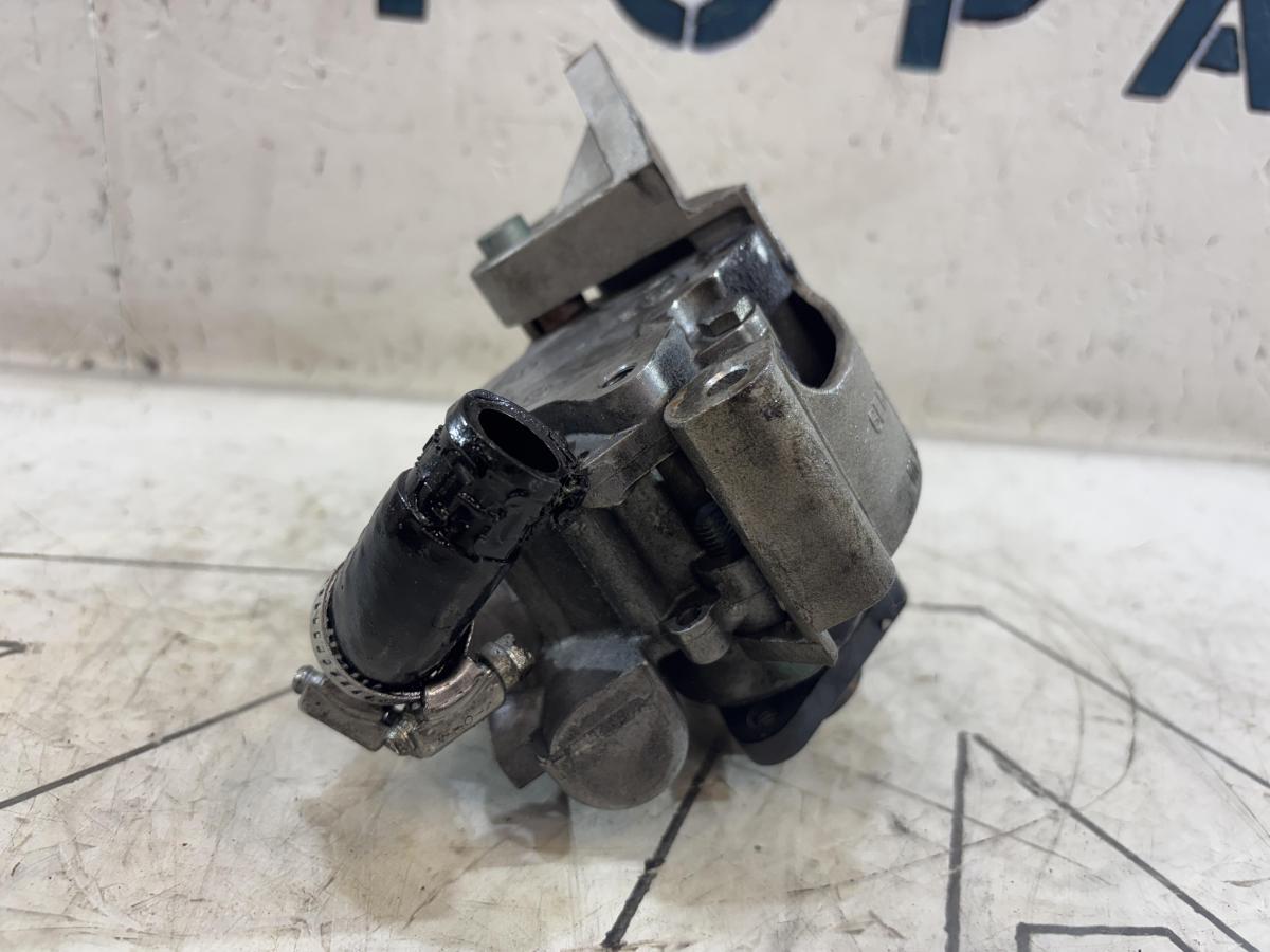 Насос крыльчатый 4B0145156N 