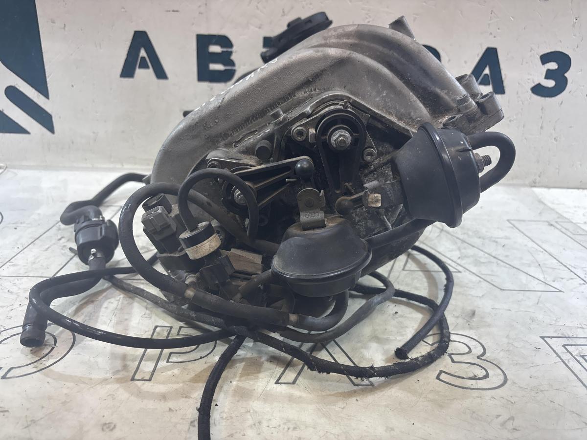 Коллектор впускной 077133185AL 