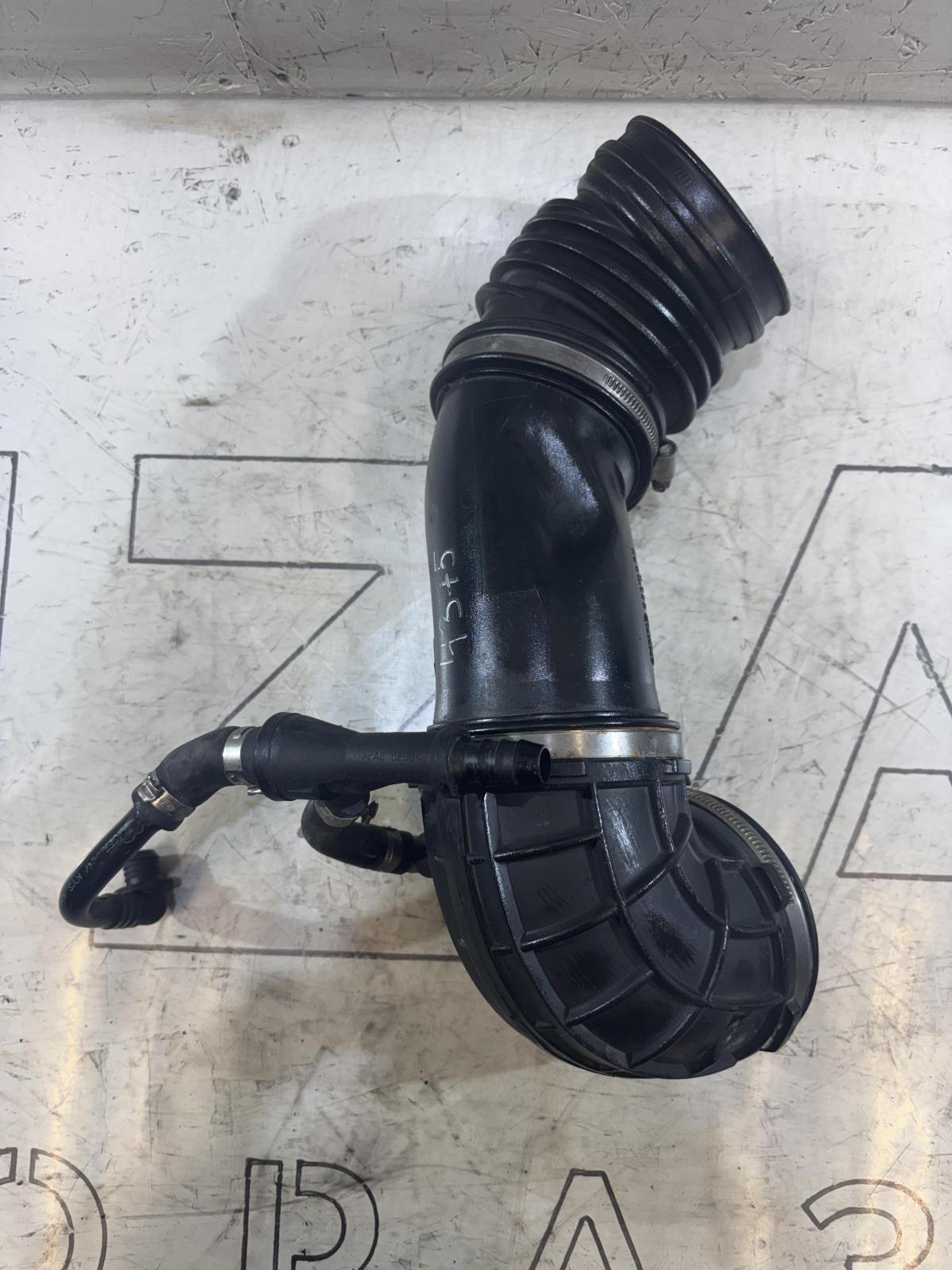 Впускной патрубок 077129627S 