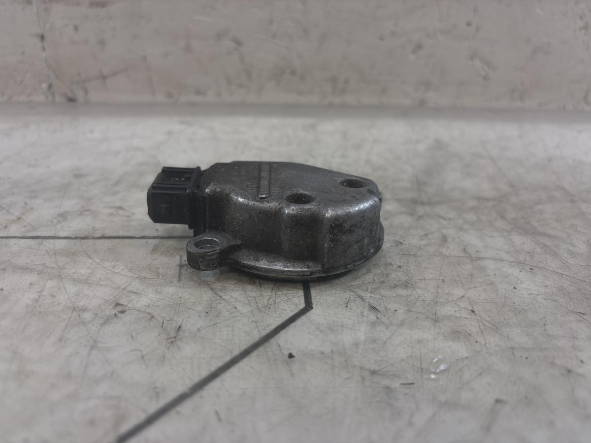 Датчик Холла 058905161B 