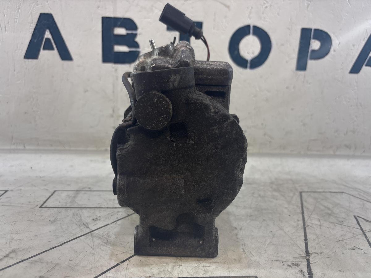 Компрессор климатической уст. 4B0260805J Audi A6 C5 / A6 C5 Allroad