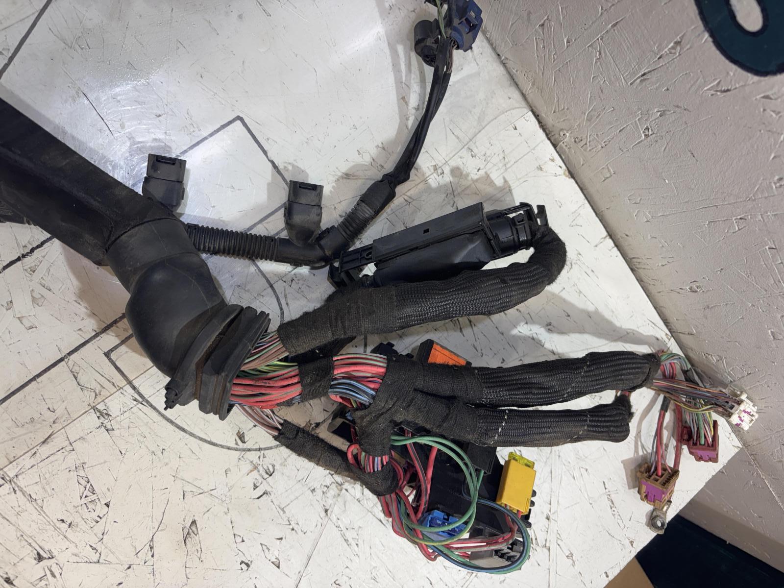 Жгут проводов моторного отсека 4.2 BBK 8E2971072NN Audi S4 B6 / S4 B7