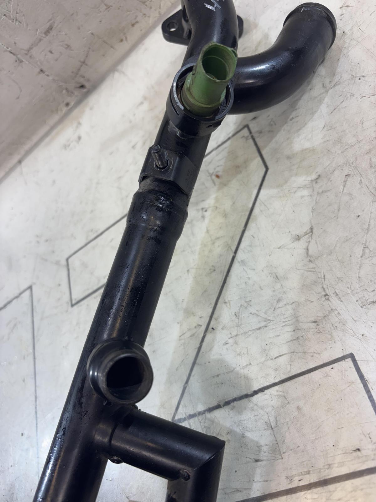 Трубопровод системы охлаждения 079121071AA 