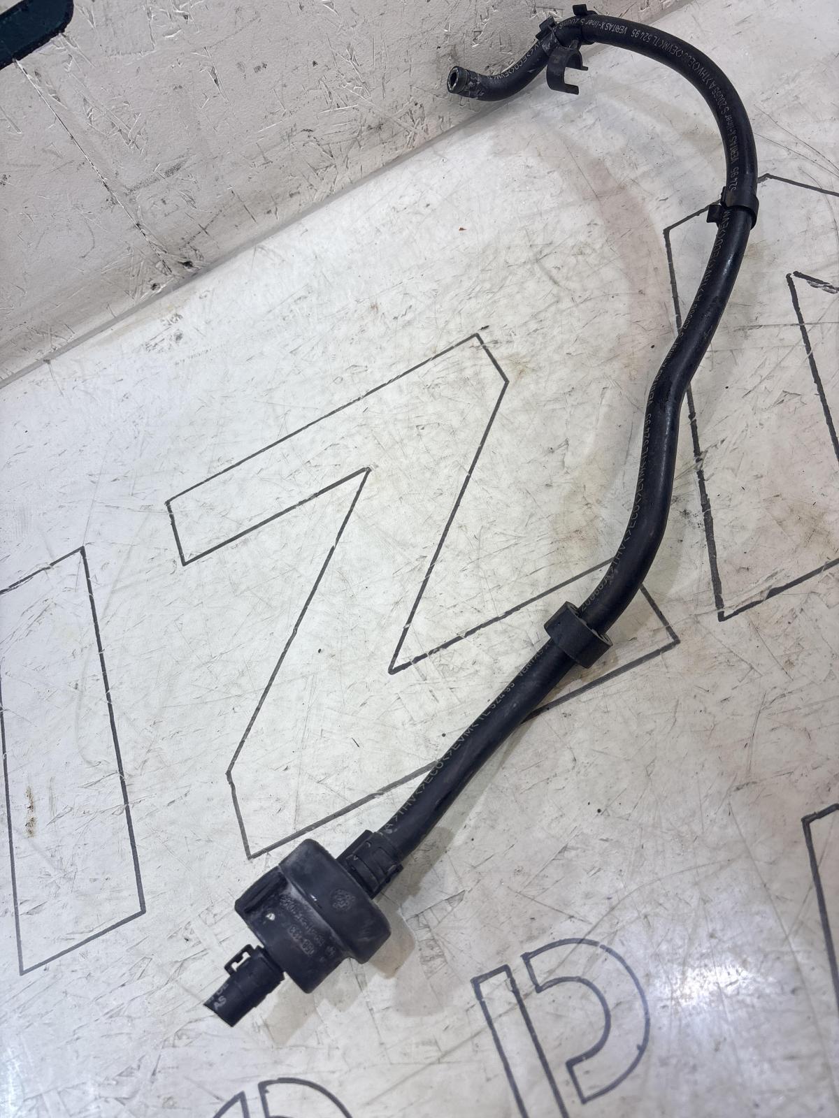 Клапан электромагнитный адсорбера 058133459 