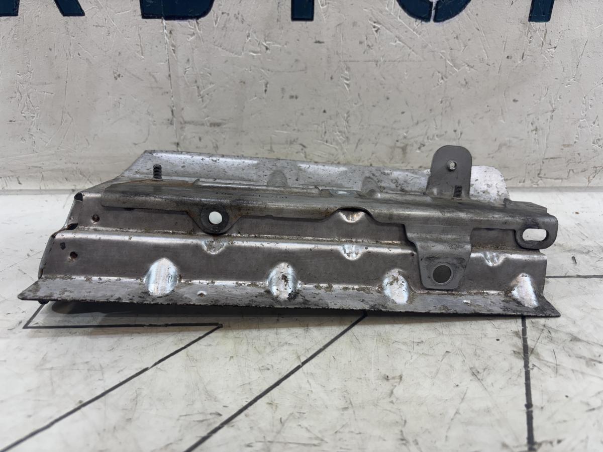 Экран тепловой 06H129597K Skoda Octavia RS II