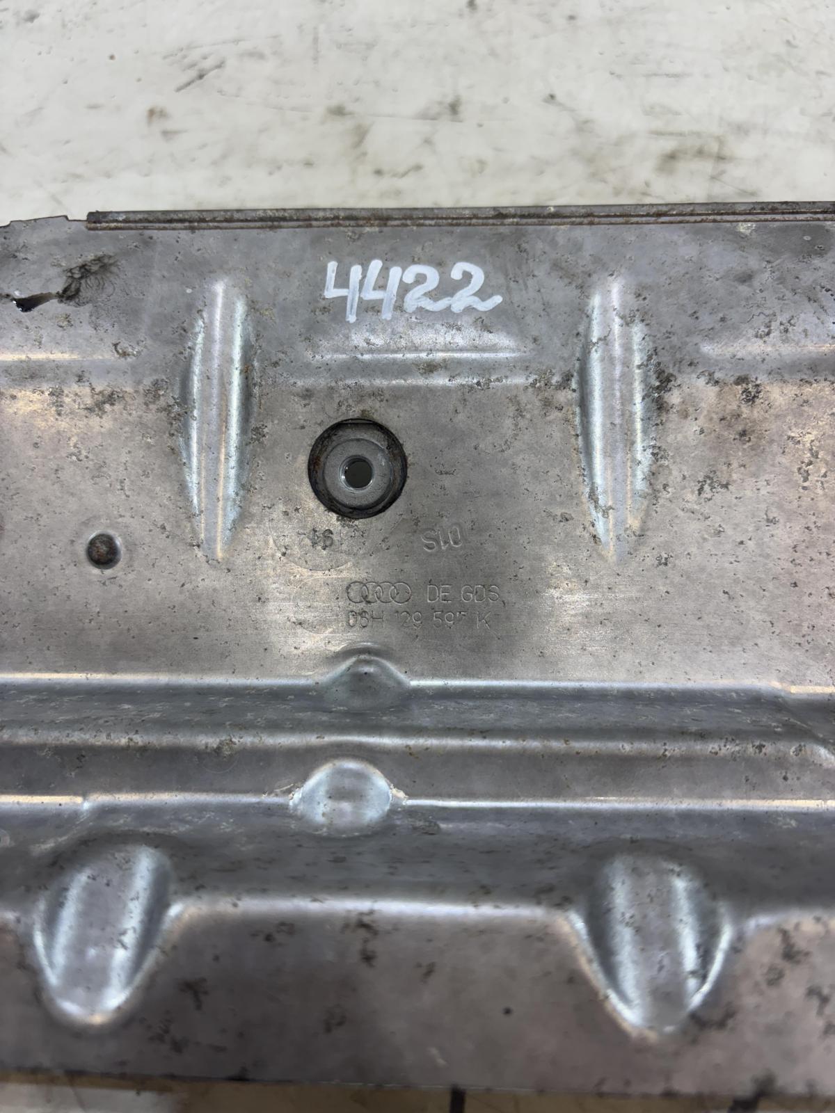 Экран тепловой 06H129597K Skoda Octavia RS II