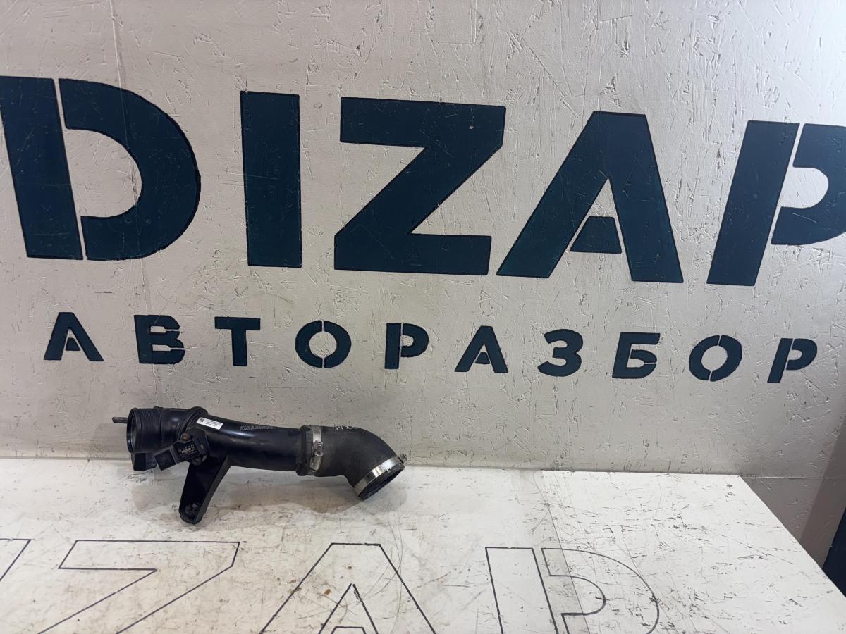 Воздушный трубопровод 5N0145770G Skoda Octavia RS II