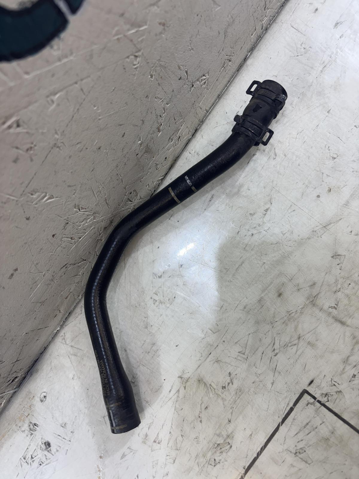 Шланг системы охлаждения 5N0122109AC Skoda Octavia RS II