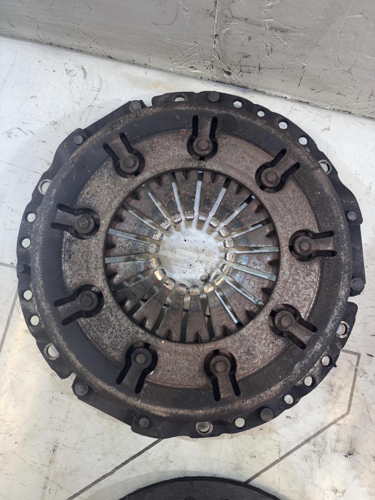 Сцепление+маховик 058105266 Skoda Octavia RS II