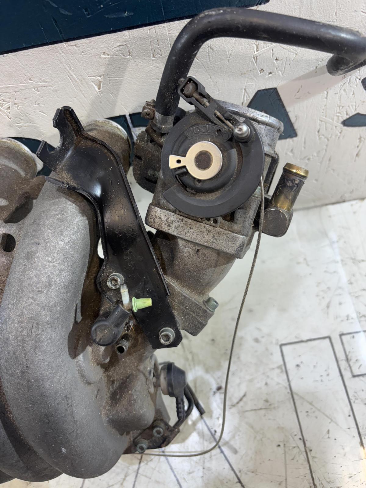 Коллектор впускной 058133213 