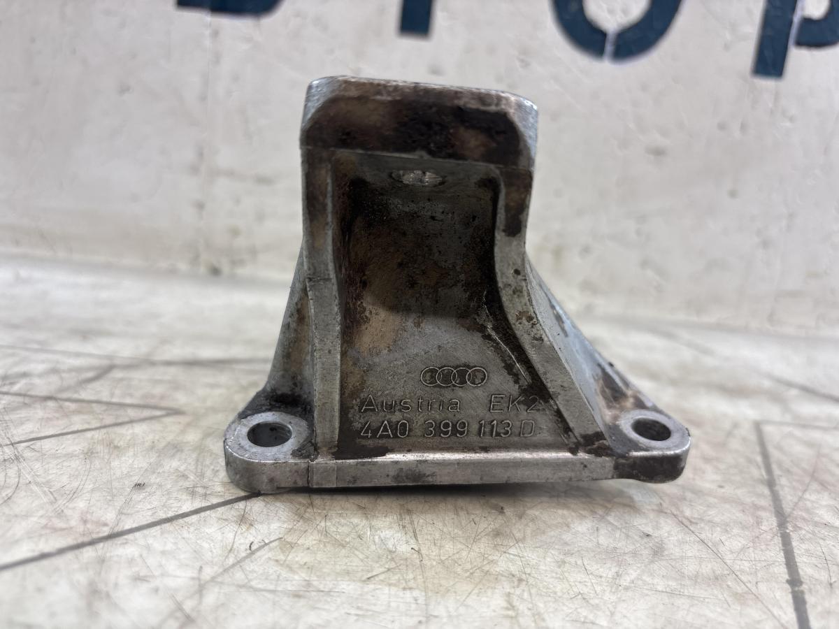 Кронштейн АКПП левый 4A0399113D Audi A6 C4