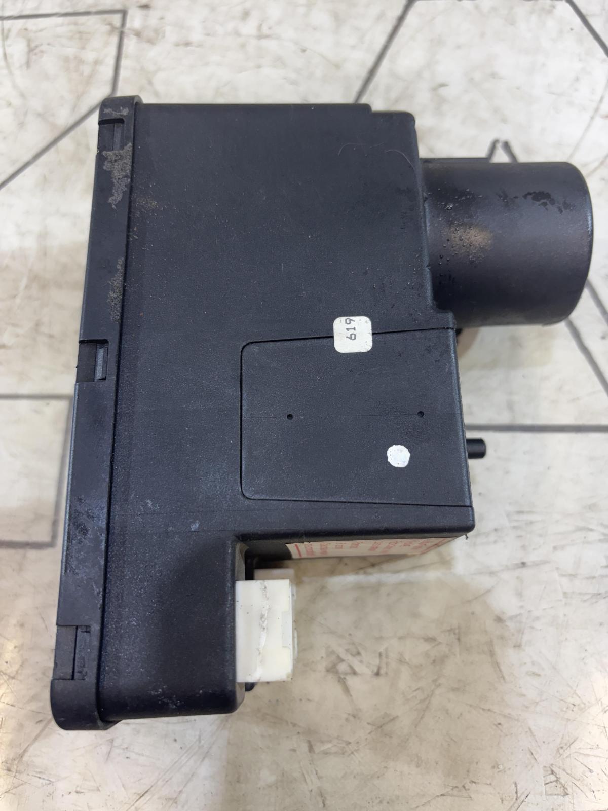 Компрессор центрального замка 4A0862257J Audi A6 C4