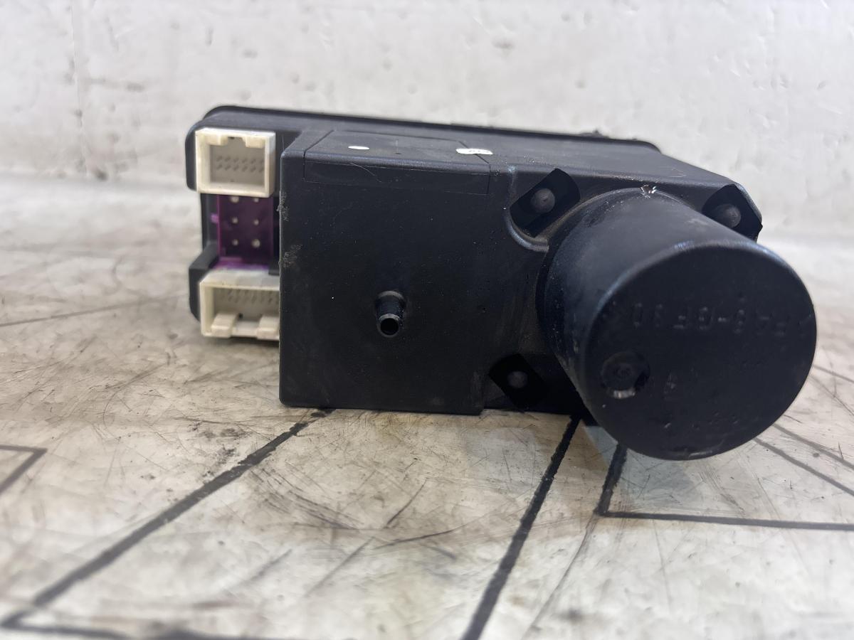 Компрессор центрального замка 4A0862257J Audi A6 C4