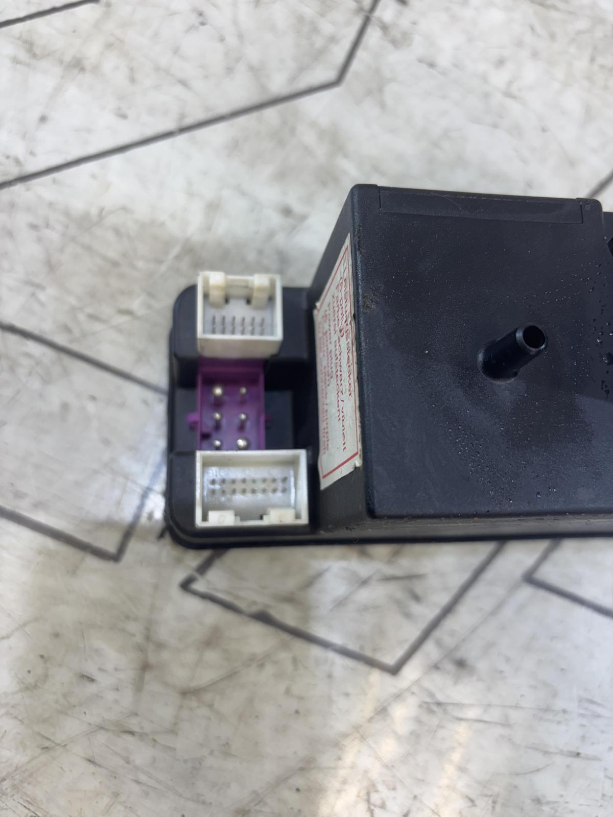 Компрессор центрального замка 4A0862257J Audi A6 C4