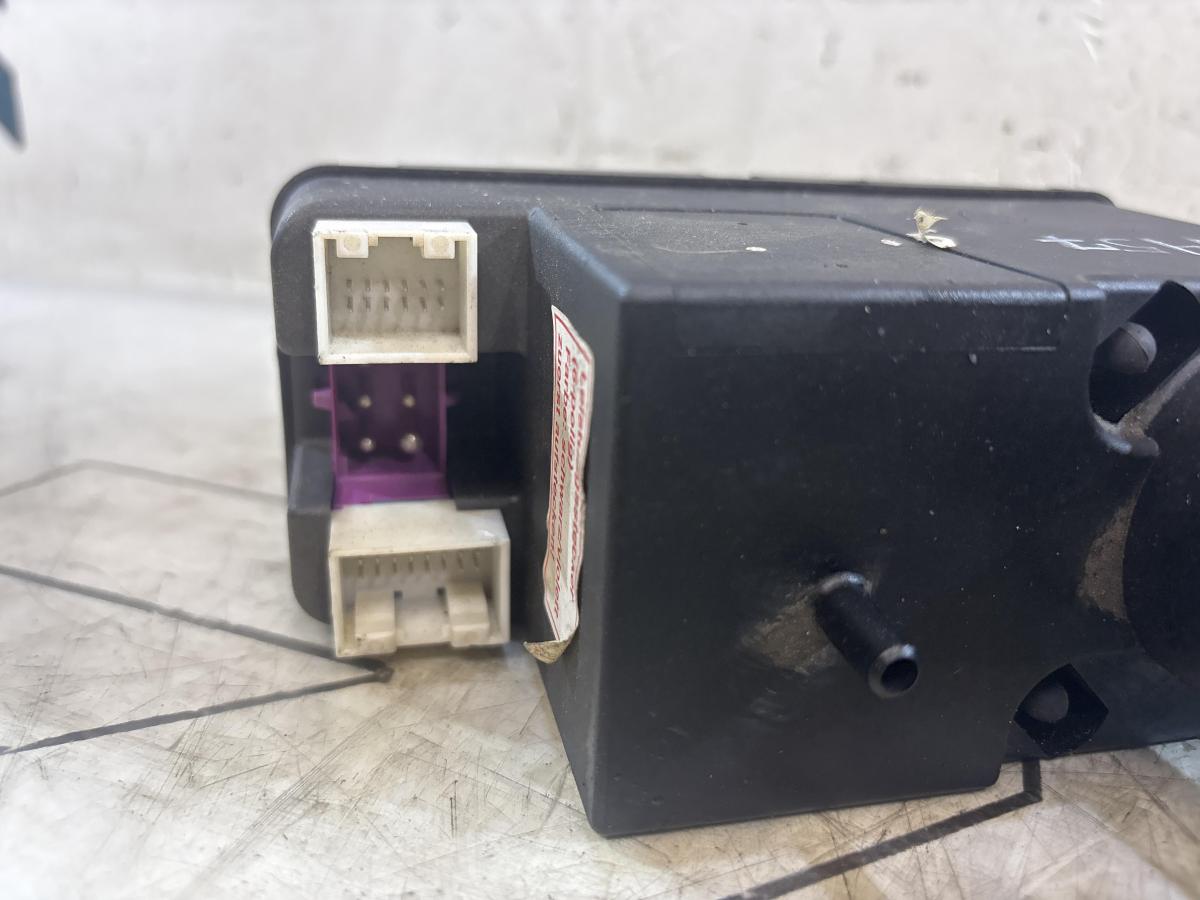 Компрессор центрального замка 4A0862257J Audi A6 C4