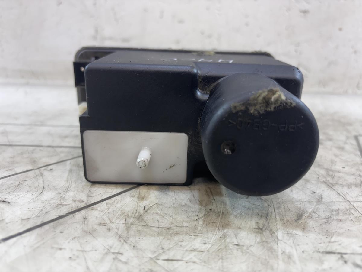 Компрессор центрального замка 4A0862257E Audi A6 C4