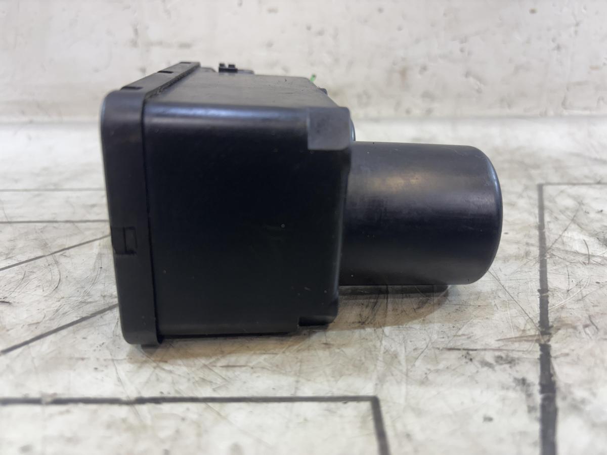 Компрессор центрального замка 443862257B Audi 80 B3