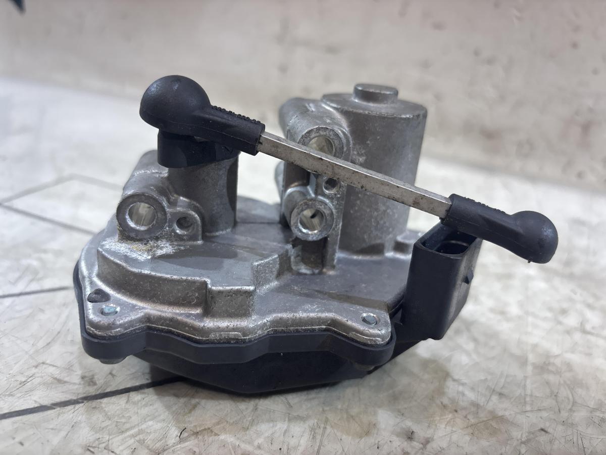 Сервопривод 06F133482E 