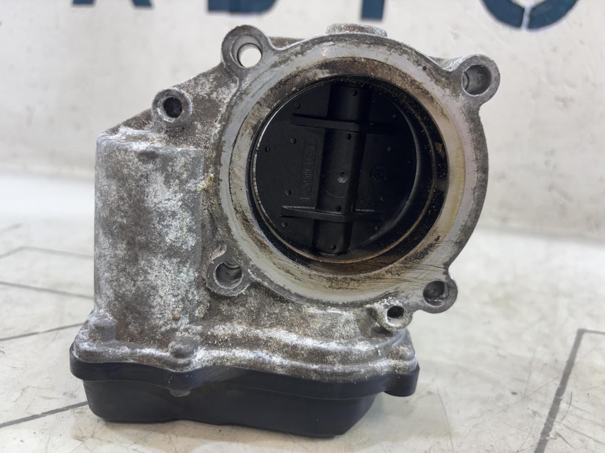 Дроссельная заслонка 06F133062E 