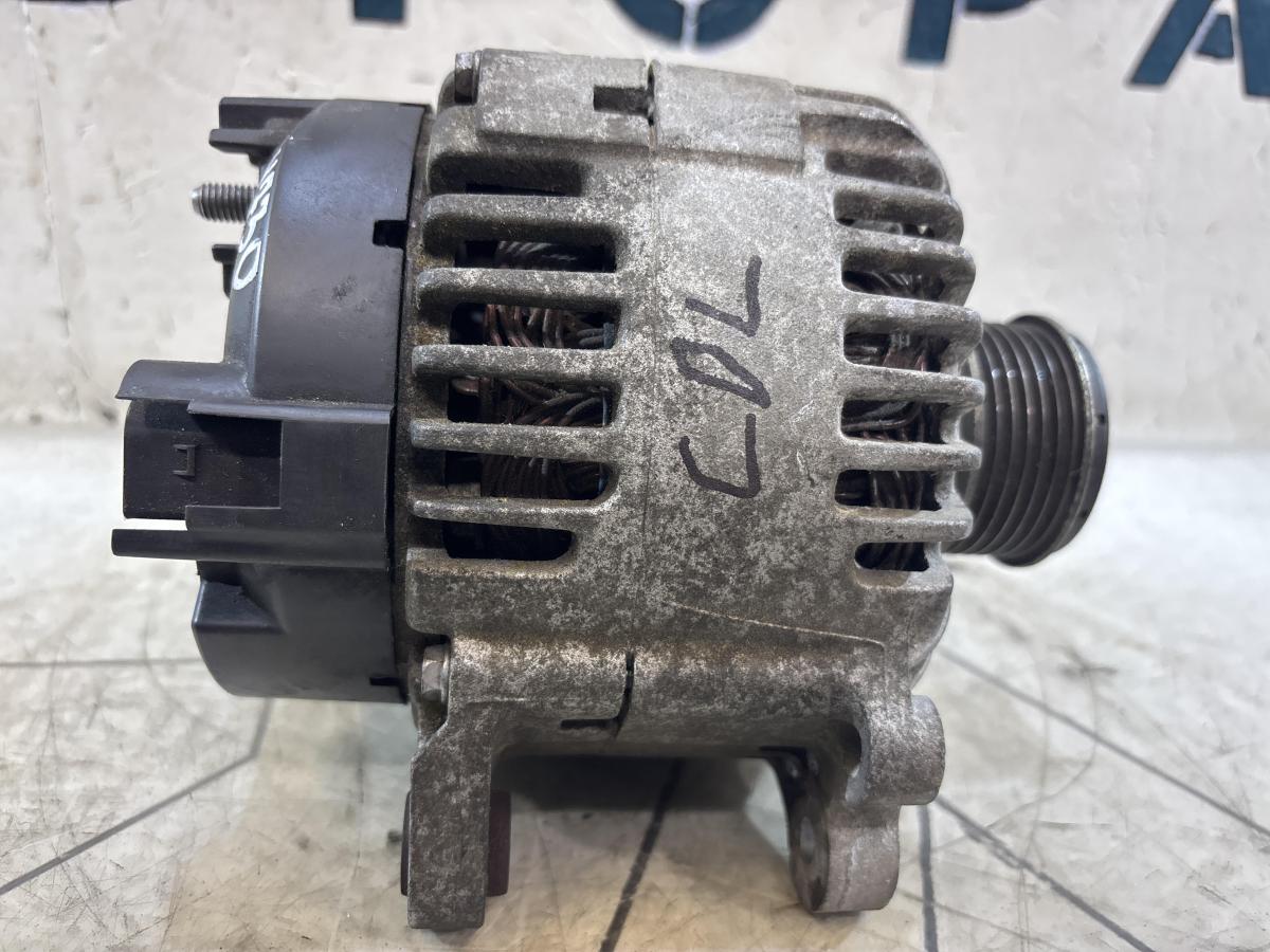 Генератор 06F903023C 