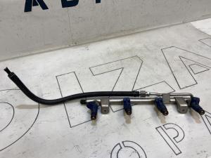 Топливная рампа 06B133317AF 