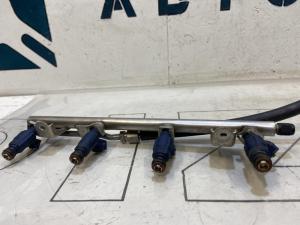 Топливная рампа 06B133317AF 