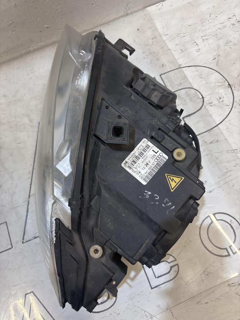 Фары Ксенон 8E0941004AT Audi A4 B6