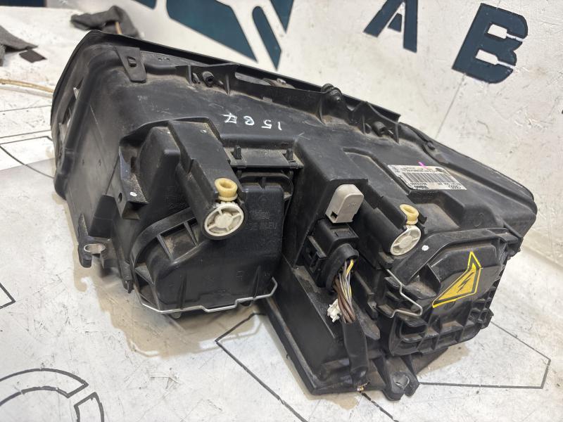 Фары Ксенон 8E0941003AR Audi A4 B6