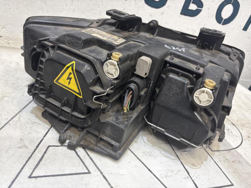 Фары Ксенон 8E0941003AR Audi A4 B6