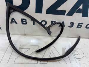 Уплотнитель стекла двери передней левой 4F0837439 Audi A6 C6 / S6 C6 / RS6 C6