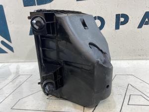 Корпус воздушного фильтра 078133837AF 